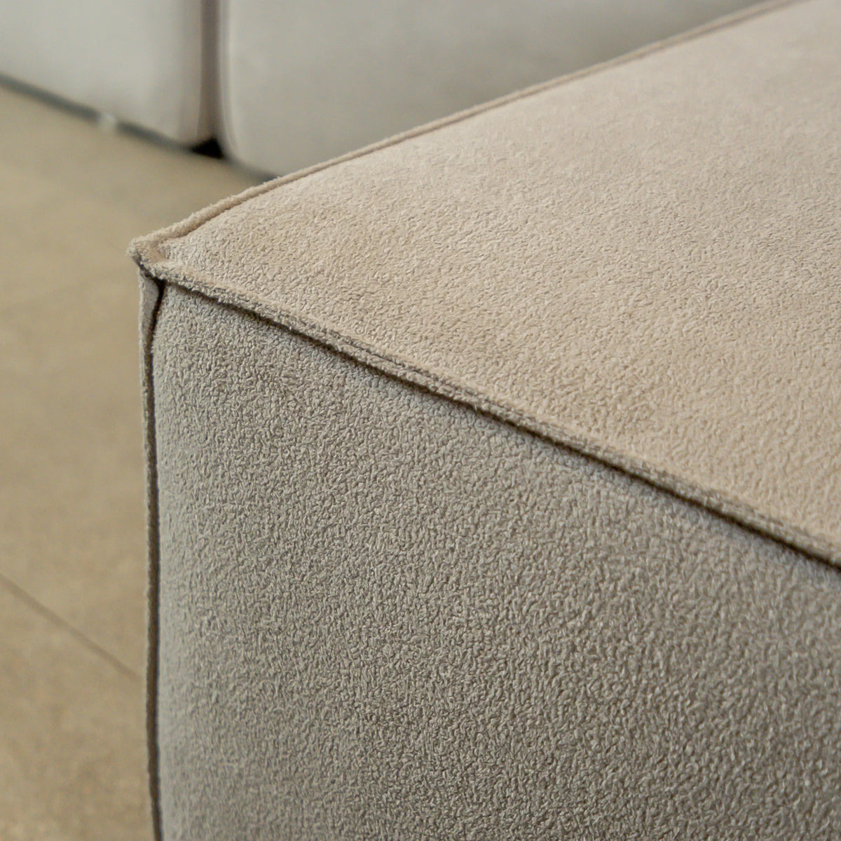 Sofá Modular Pelion 3 Lugares com 1 Chaise - Cinza · vista 10