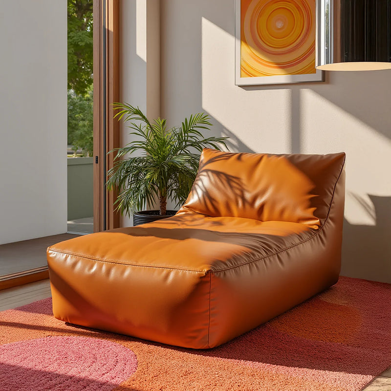 Poltrona Amaia Uni Poli-Couro Marrom · em ambiente decorado