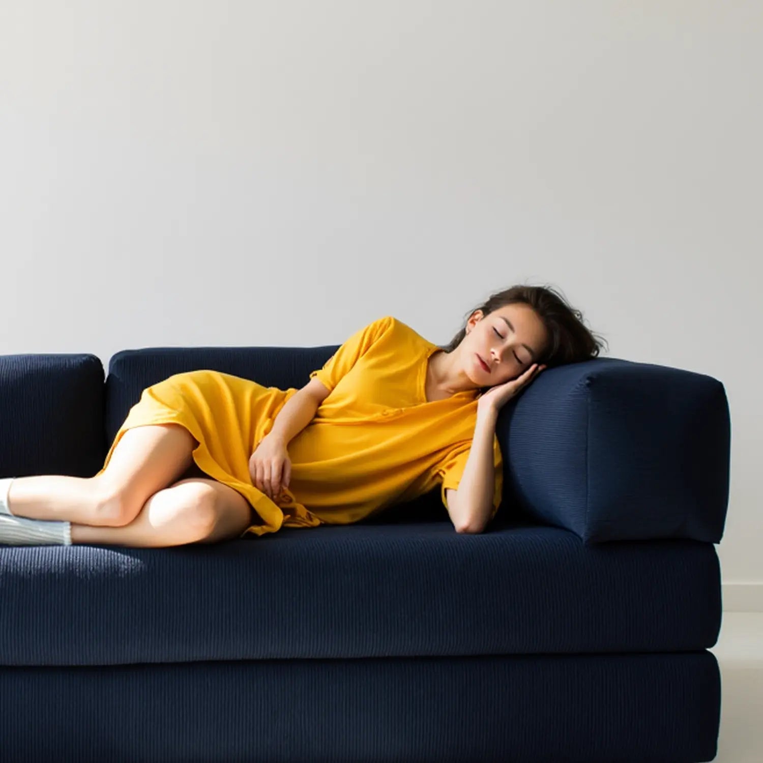 Sofá Cama Bloom Tecido Boucle Azul Marinho - Sofá na Caixa