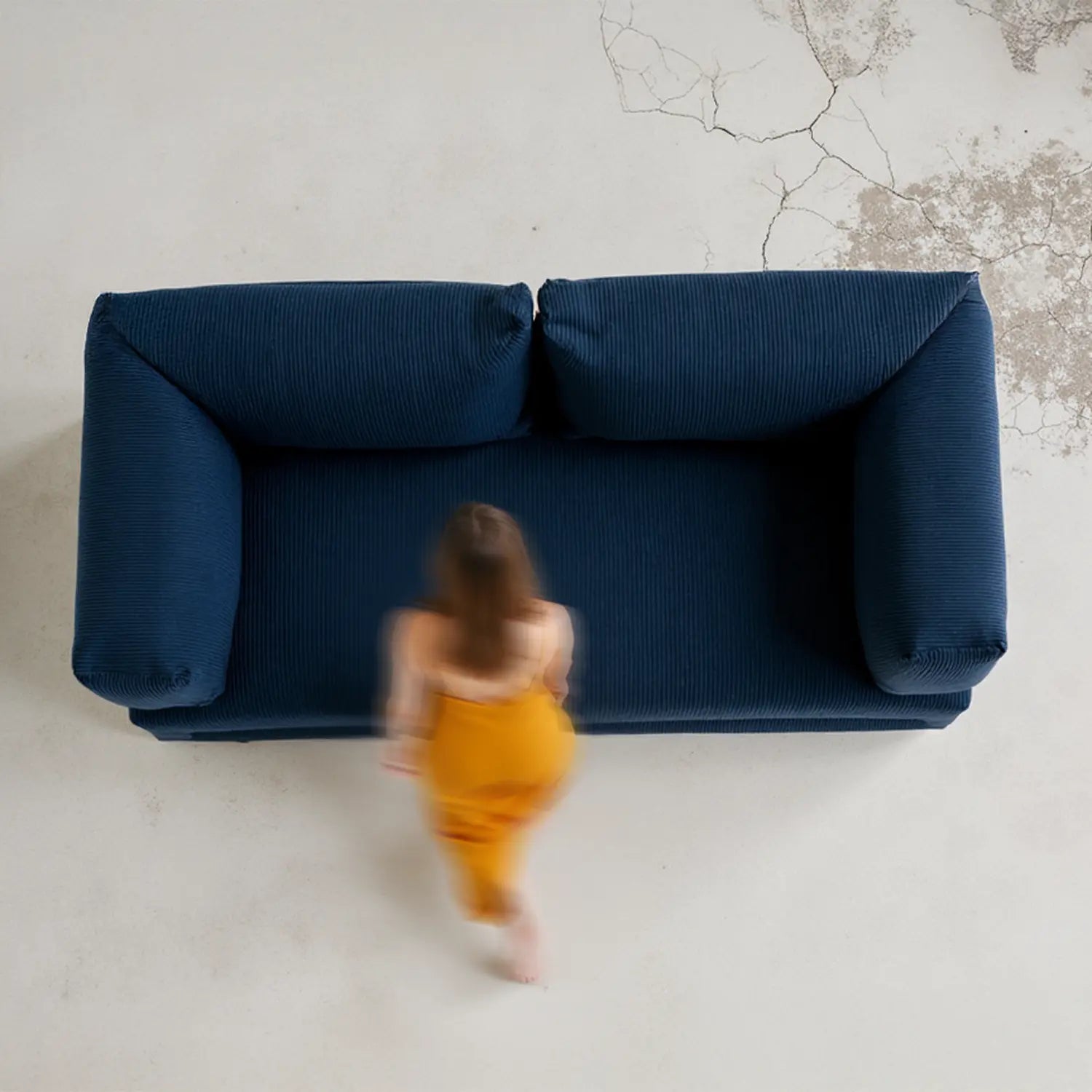 Sofá Cama Bloom - Sofá na Caixa + Apoio de Pé Bloom Tecido Boucle Azul