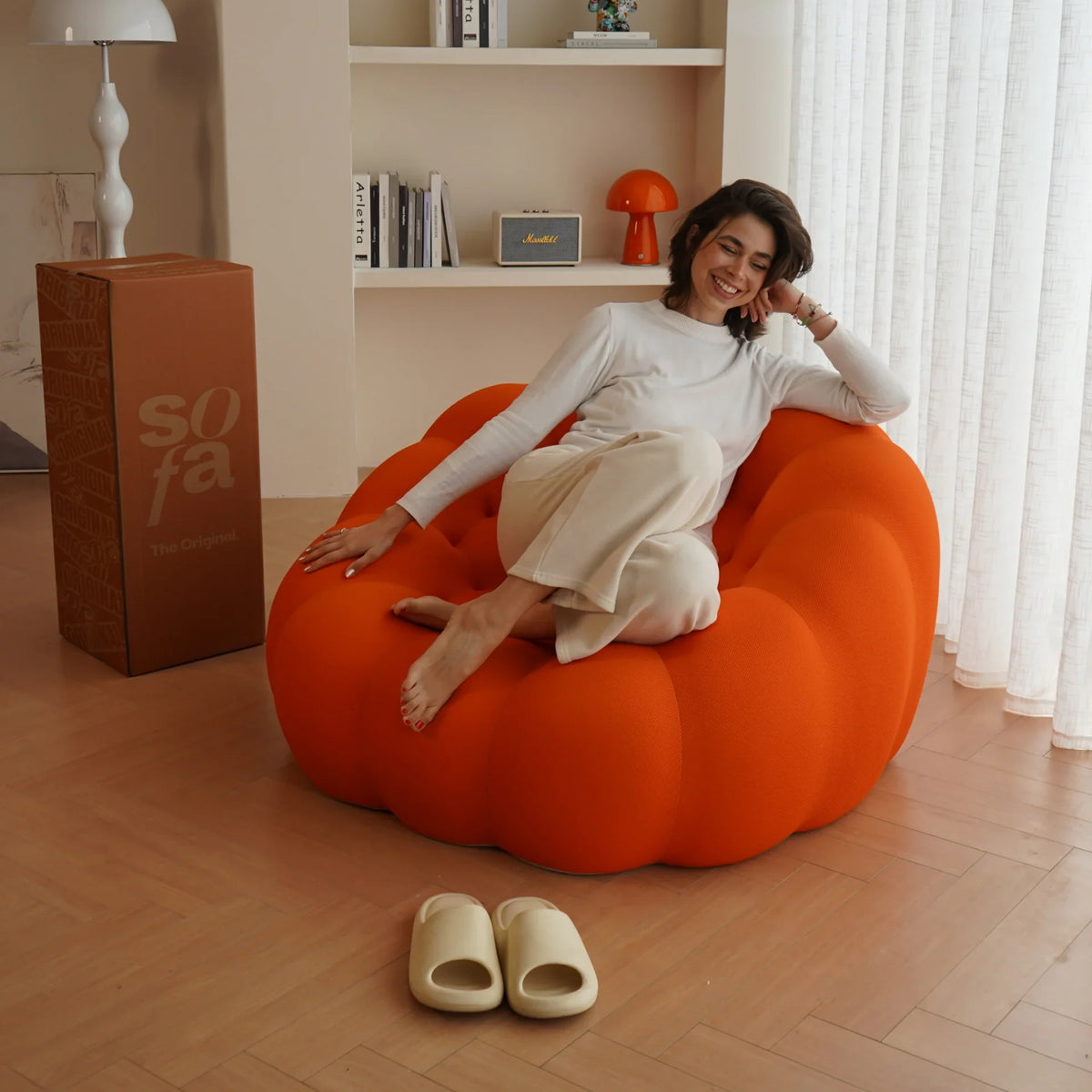 Sofá na Caixa cosmo 1 lugares em Boucle - Laranja · vista 7