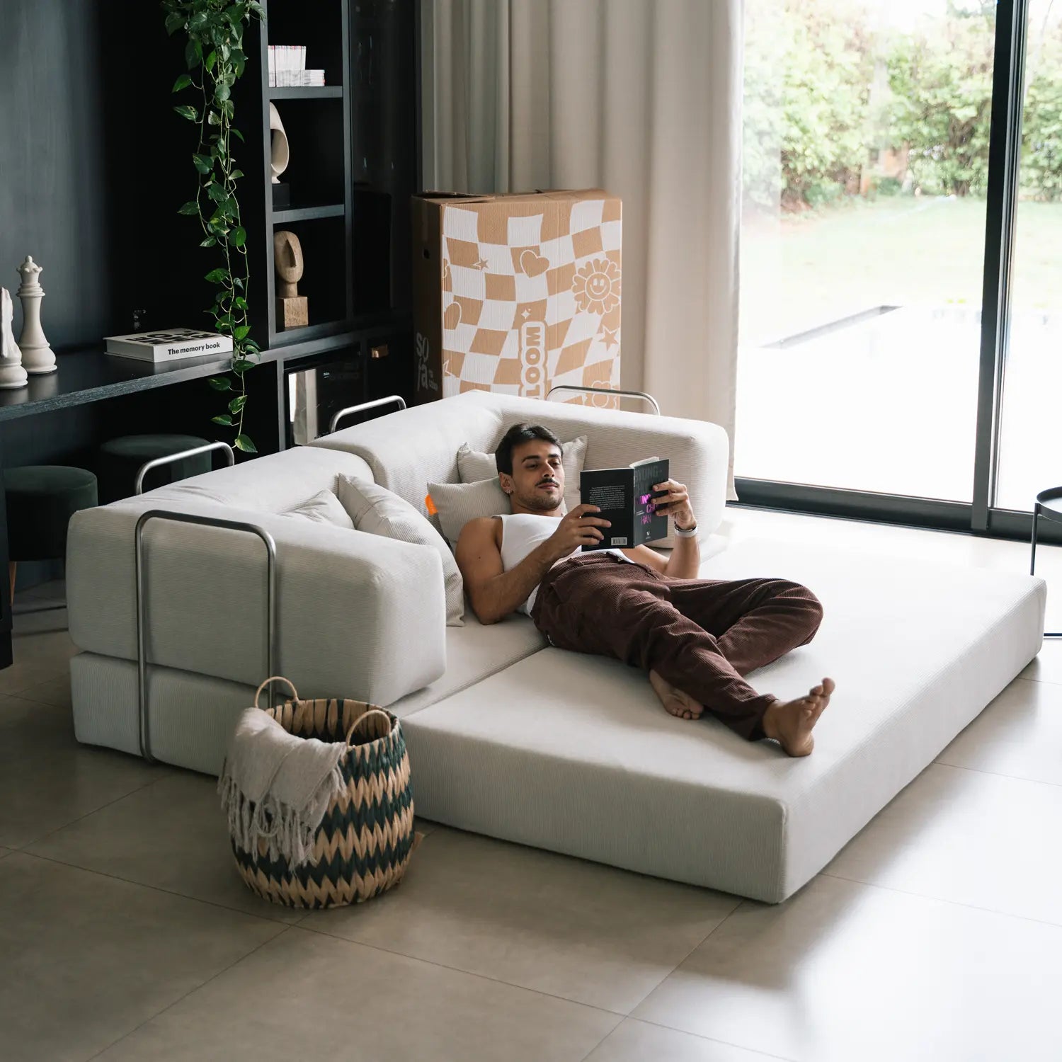 Sofá Cama Bloom Tecido Boucle Cinza - Sofá na Caixa