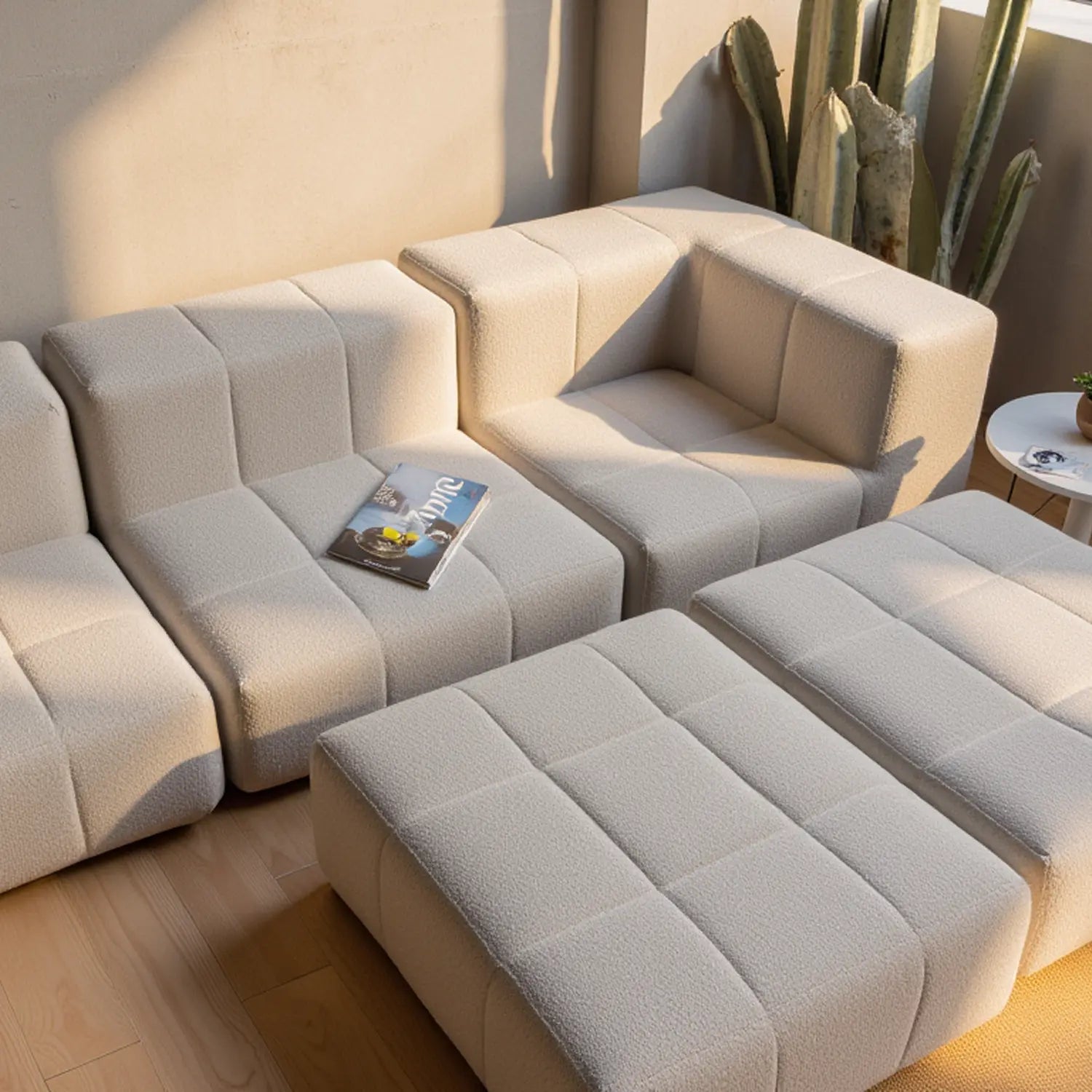 Sofá na Caixa modular 3 lugares em Boucle - 1 Braço com 2 Chaises - Linho
