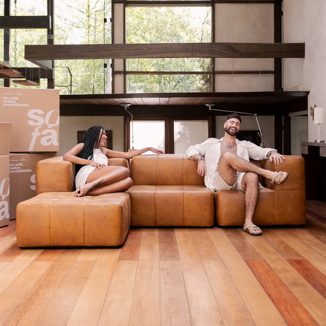 Sofá na Caixa modular 3 lugares sem braço com chaise - Poli-couro