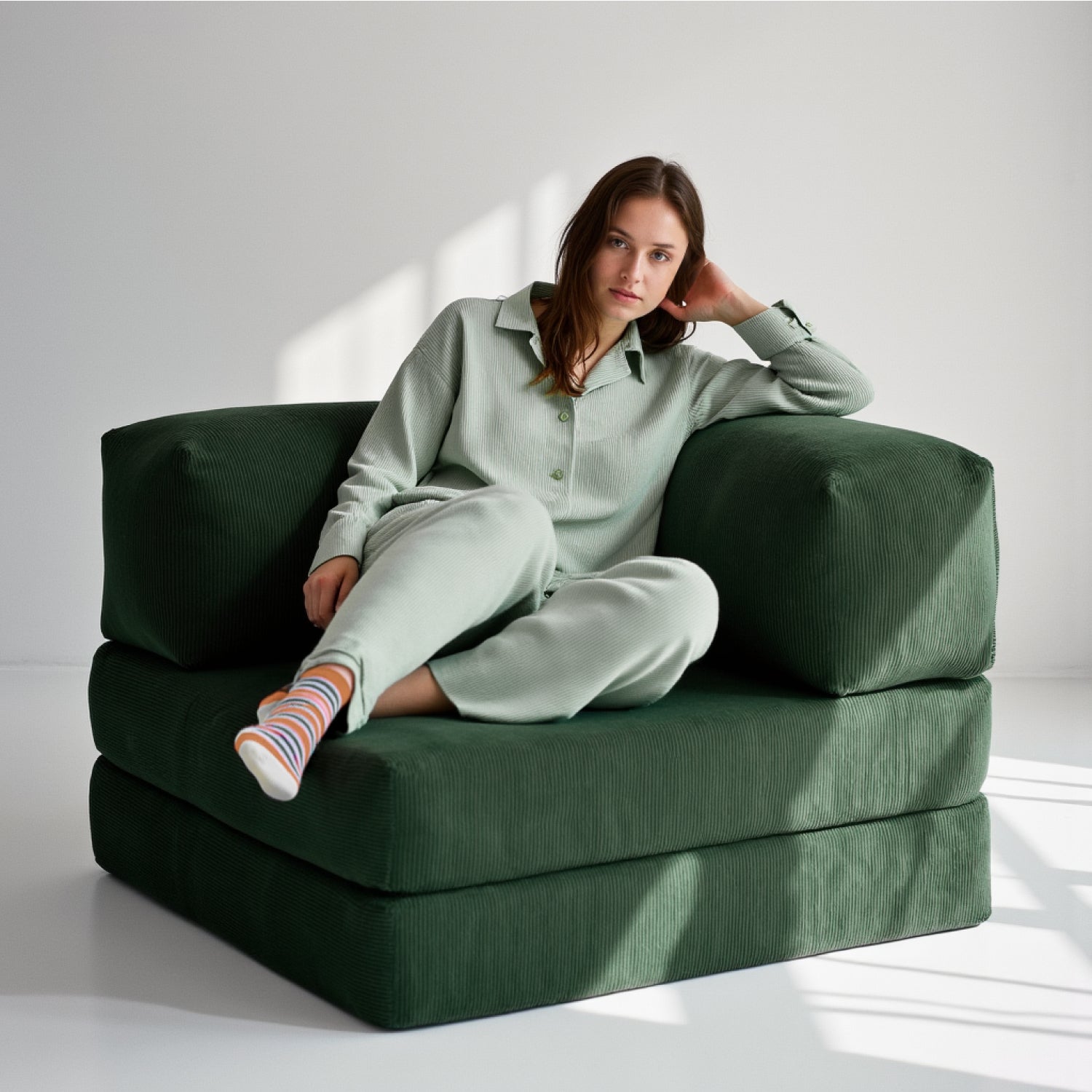 Poltrona do Sofá Cama Bloom Tecido Boucle Verde Musgo - Sofá na Caixa