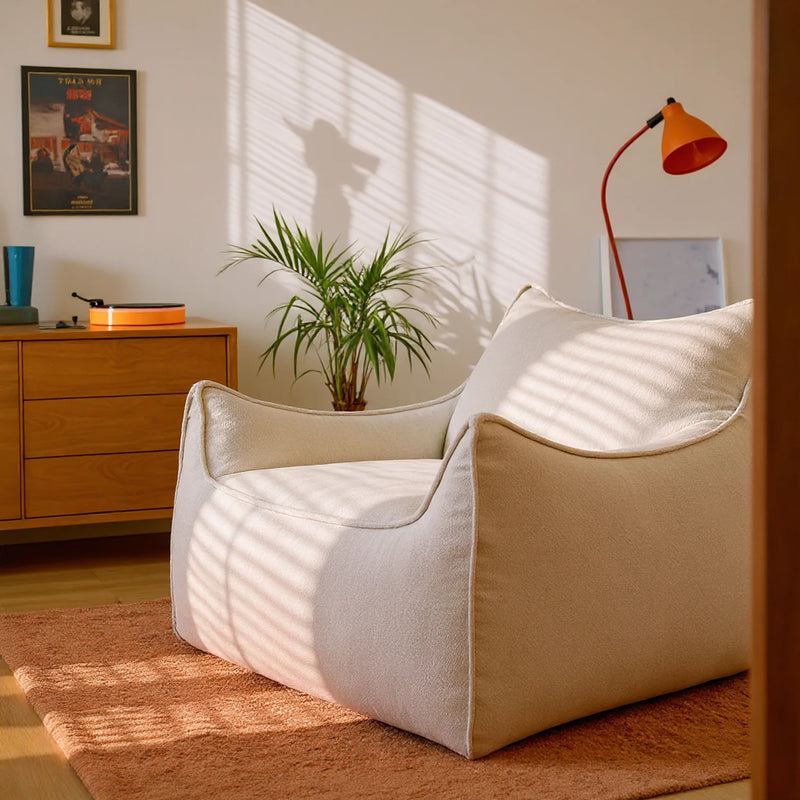 Poltrona Arya Brinde · em ambiente decorado