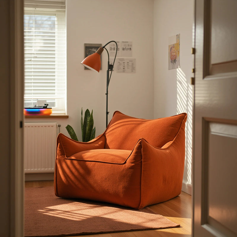 Kit Poltrona Arya + Apoio para pés Terracota · em ambiente decorado