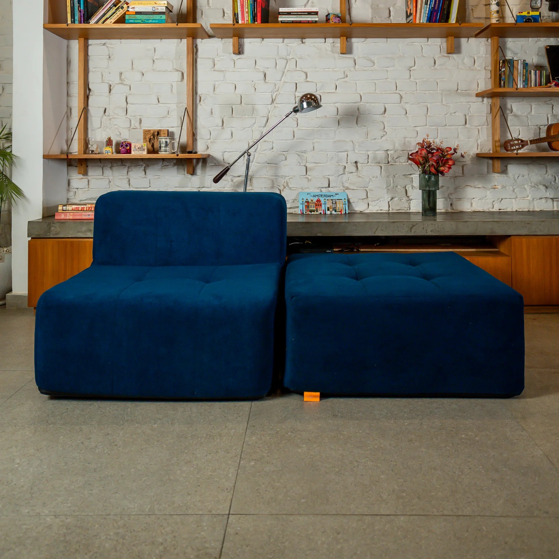 Sofá na Caixa modular 3 lugares em Boucle - 1 Braço com Chaise - Azul Grátis