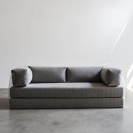 Sofá Cama Bloom - Sofá na Caixa + Apoio de Pé Bloom Tecido Boucle Cinza · detalhe na cor cinza · vista 9