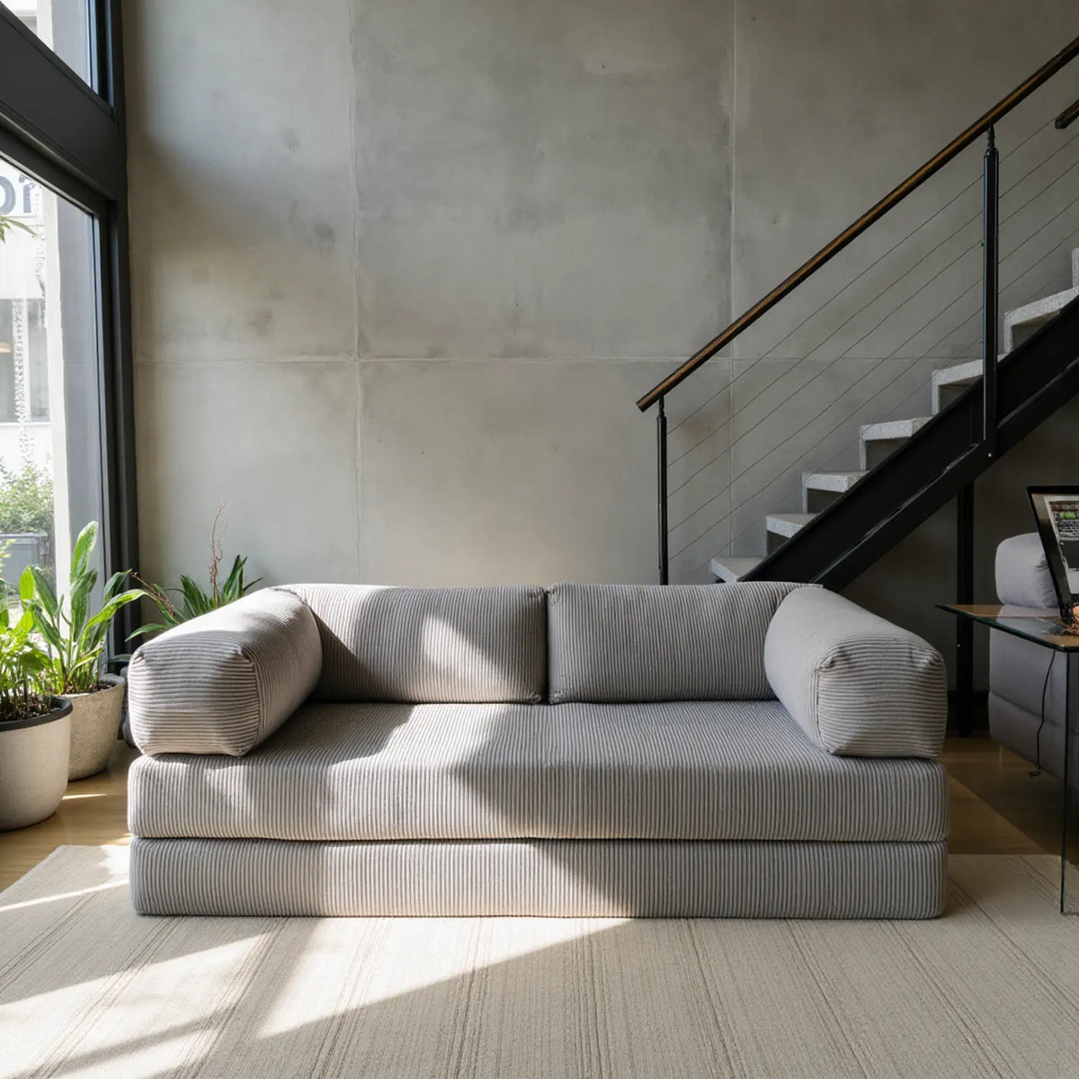 Sofá Cama Bloom - Sofá na Caixa + Apoio de Pé Bloom Tecido Boucle Cinza · detalhe na cor cinza · vista 2
