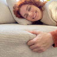Sofá Cama Bloom - Sofá na Caixa + Apoio de Pé Bloom Tecido Cotelê Linho · vista 9