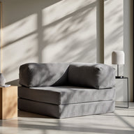 Sofá Cama Bloom - Sofá na Caixa + Poltrona Bloom Tecido Boucle Cinza · detalhe na cor cinza · vista 2