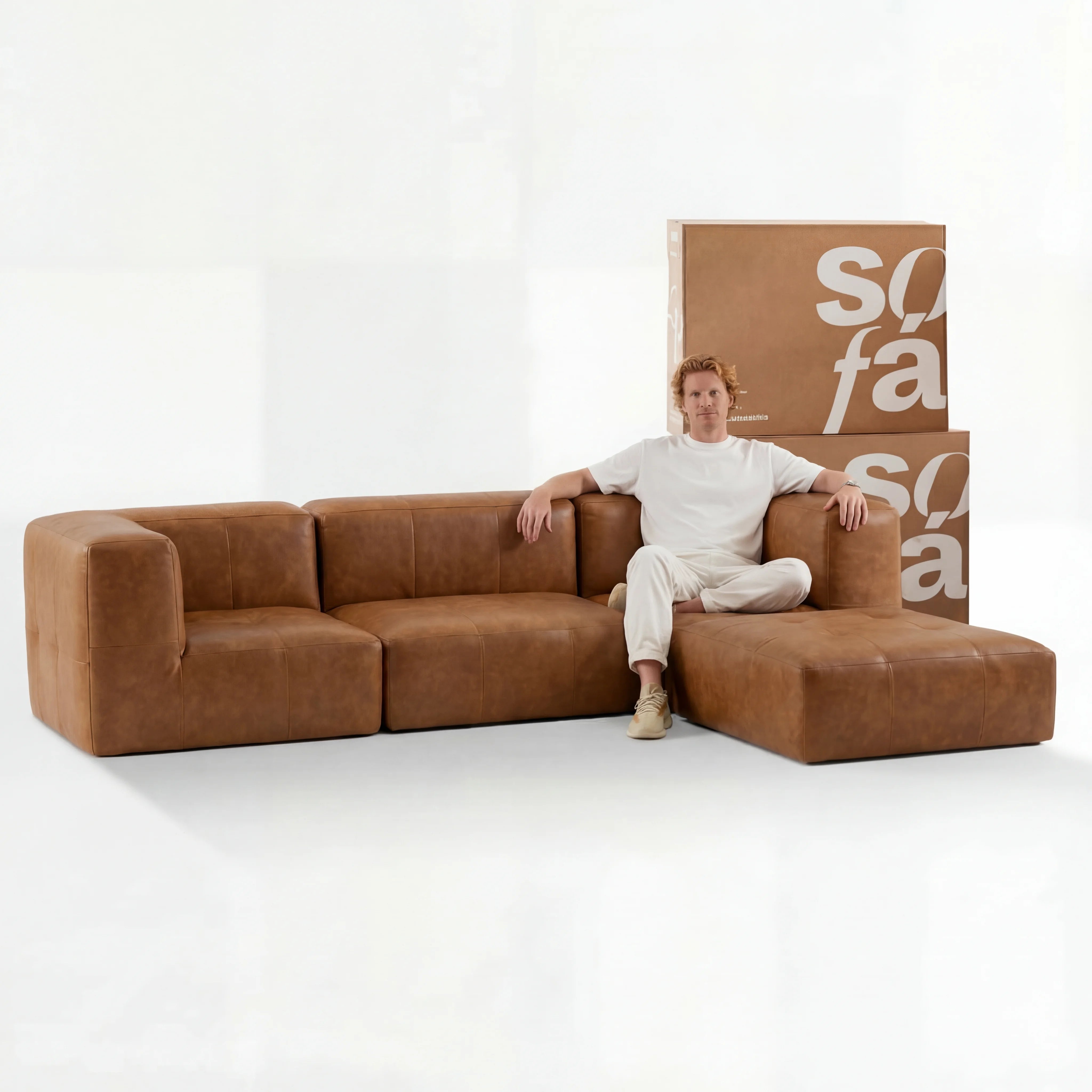 Sofá na Caixa modular 3 lugares Poli-Couro Marrom com Apoio de pé