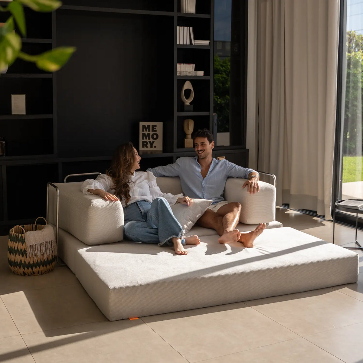 Sofá Cama Bloom Tecido Boucle Linho - Sofá na Caixa · vista 15