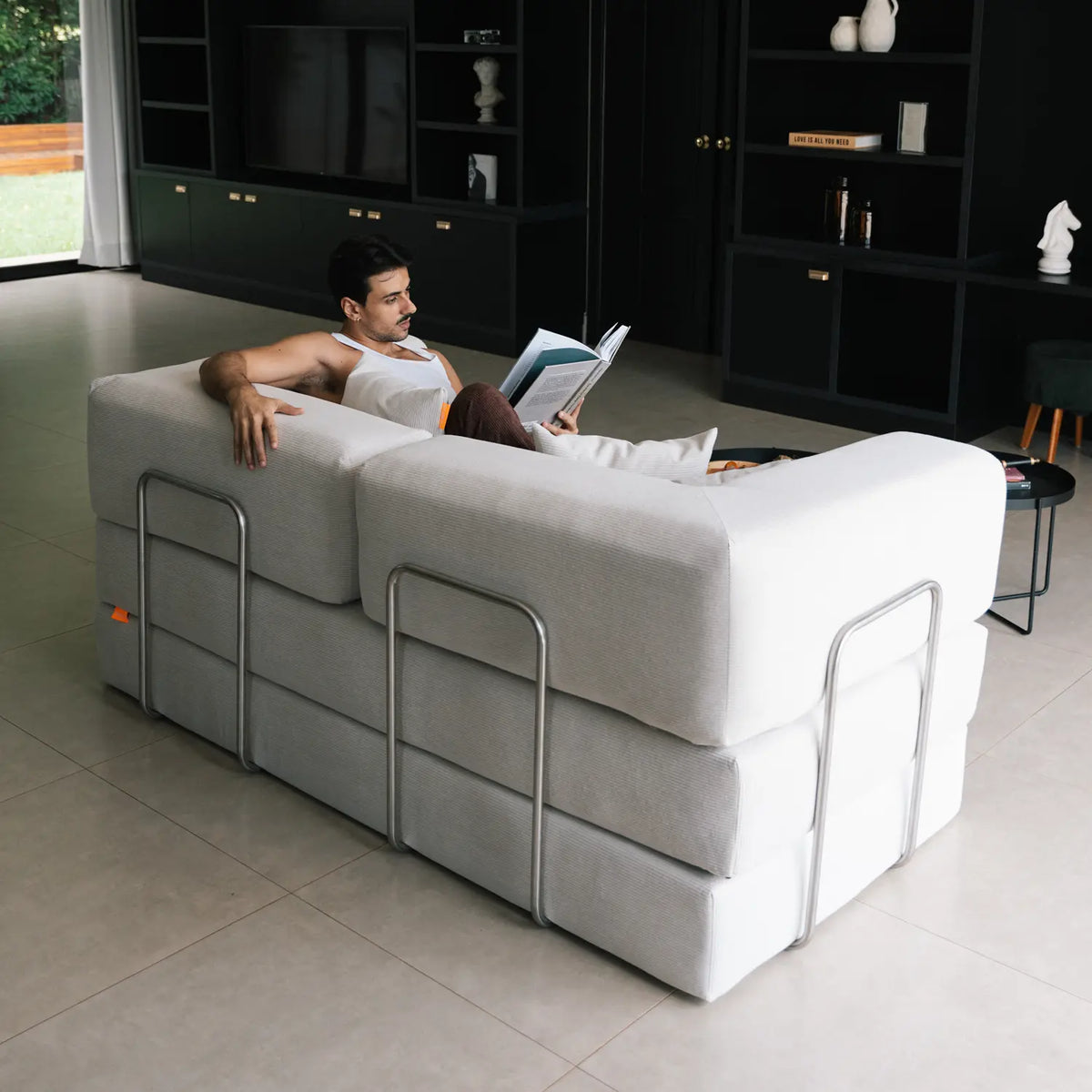 Sofá Cama Bloom - Sofá na Caixa + Poltrona Bloom Tecido Boucle Cinza · vista 6