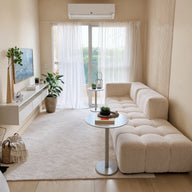 Sofá na Caixa modular 2 lugares em Boucle 2 Cantos com Apoio de pé Grátis - Brinde Almofada Reclame Aqui - Cinza · em sala de apartamento